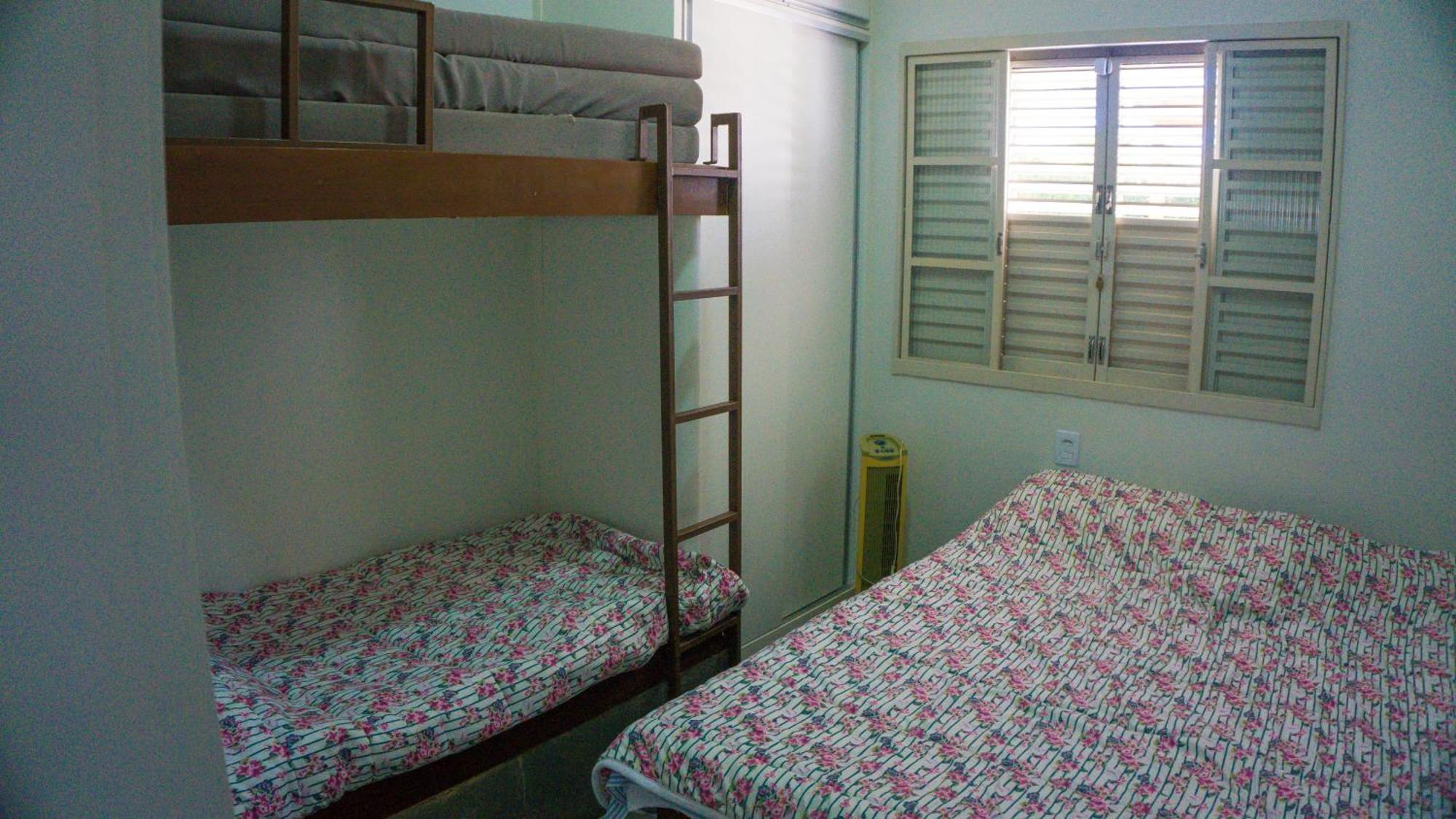 Suites Jardim Dos Lagos กาปีตอลิโอ ภายนอก รูปภาพ