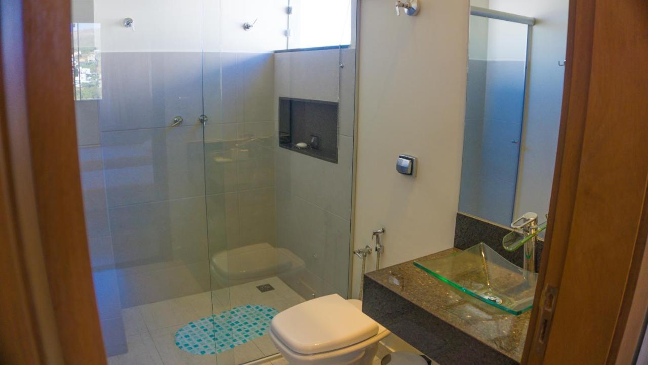 Suites Jardim Dos Lagos กาปีตอลิโอ ภายนอก รูปภาพ