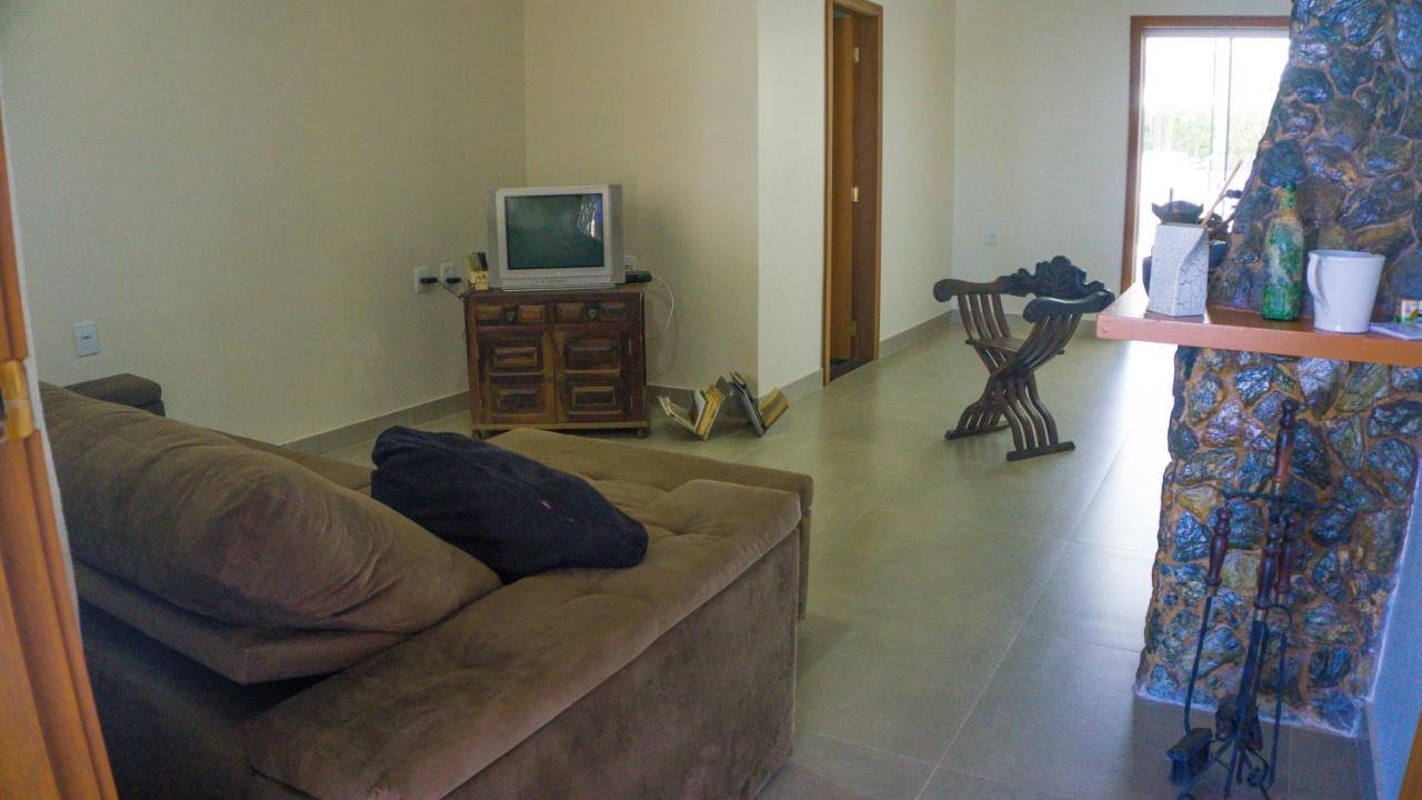 Suites Jardim Dos Lagos กาปีตอลิโอ ภายนอก รูปภาพ